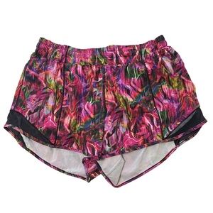 Lululemon Hotty Hot Low Rise Short 4" Hyper Flow Pink Black Size 10